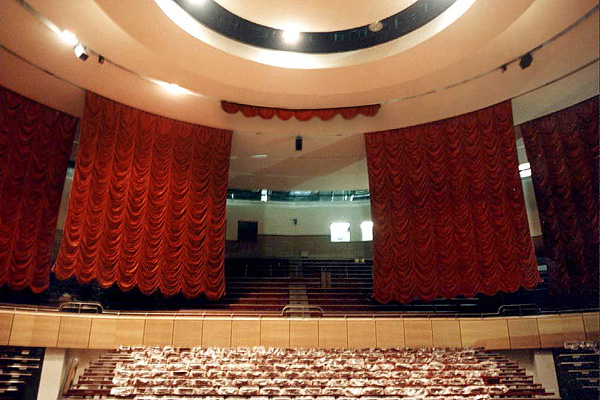 Rideaux acoustiques - Typologies de fonds et rideaux | PERONI Rideaux acoustiques - Typologies de fonds et rideaux | PERONI