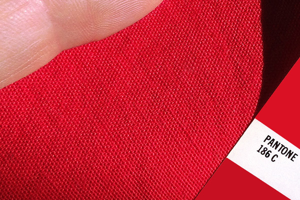 Pantone 186